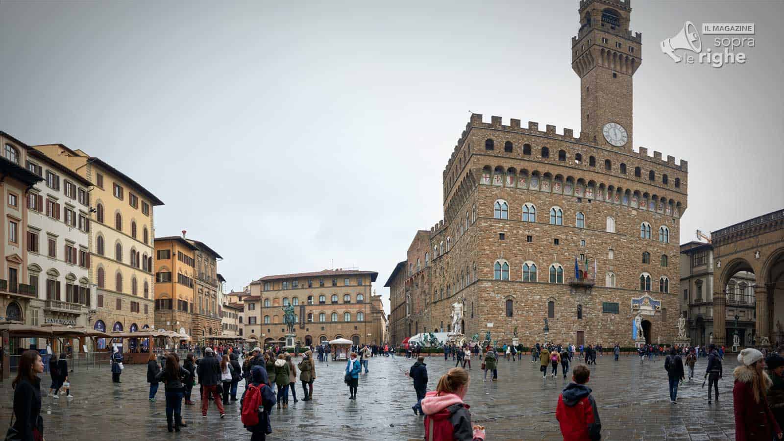 vista di Palazzo Vecchio in Piazza della Signoria (Firenze)